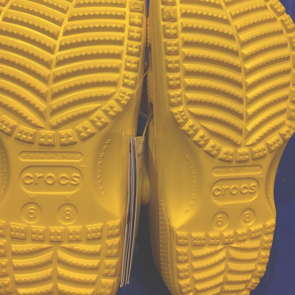 Peep X Crocs classic clog - Picture 3 of 3